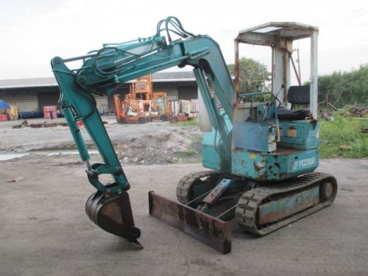 รถขุด  KOMATSU  PC28UU-1 เก่านอก เครื่องยนต์ 3D78  3สูบ  ขาย210,000 บาท
