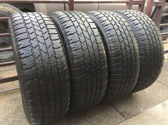 ยาง Bridgestone 265 65 17 ปี16 ดอกเต็ม ใช้ยาว ราคาชุดล่ะ 6,500 บาท ติดต่อ e