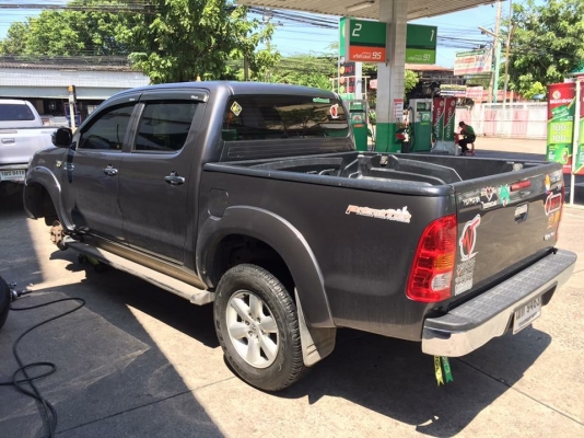 ยาง Bridgestone 265 65 17 ปี16 ดอกเต็ม ใช้ยาว ราคาชุดล่ะ 6,500 บาท ติดต่อ e