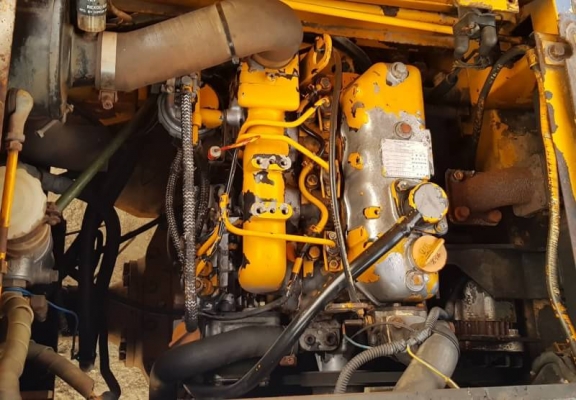 ขายด่วนรถยกตักเอวอ่อนฟูโกกาวาHL35-2ตักยก2.5ตันยกสูง3เมตรรถขับเคลื่อน4ล้อเกียร์ท็อกโลฮายรถนอกเพื่งนำเข้ามายังไม่เคยใช้งานในเมืองไทยเลย