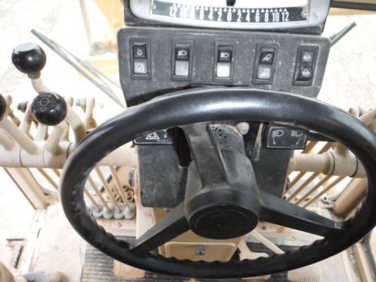 140H#2ZK08005 ปี2003 ซีเรียล8000 สูงมากๆ สวยๆ รถจากอเมริกา รวมติดScarifierหน้า ไม่แพงเลยครับ 092-929-9942