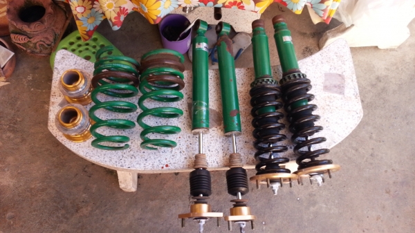 ขายโช๊ค TEIN ใส่ ฮอนด้า โอดีสซี่ เก่านอกยุ่นๆ ไม่รั่วซึม ตามรูป