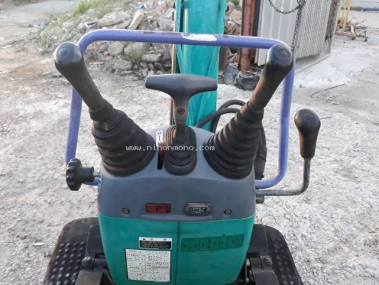 ราคา198,000 บาท รถขุดเล็ก KOMATSU รุ่น PC03-2F รหัสสินค้า 81004955 ติดต่อ 081-8283376  www.nihonmono.com