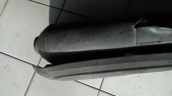 ท่อไอเสีย Click