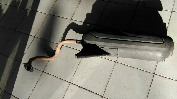 ท่อไอเสีย Click