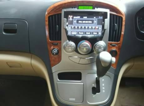 ขาย ฮูนได H1 DELUXE 2.5 2014 (ไมเนอร์เชนจ์) Full option