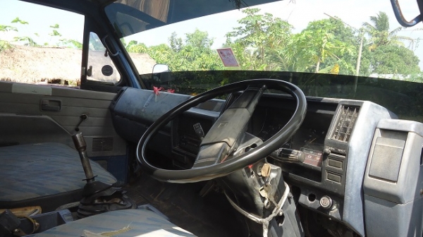 (ลดราคา) รถบ้าน รถห้าง รูปจริง เจ้าของขายเอง (ญาติฝากขายจะไปซื้อวัว) ISUZU NPR 115 แรงม้า หัวยกได้ ป