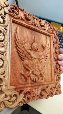 ไม้พะยอมแกะสลัก ขนาด11.5x11.5นิ้ว ไม้พะยอมแกะสลัก ขนาด11.5x11.5นิ้ว