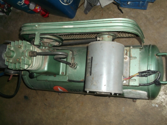 ขายปั้มลมโอกูละใช้งาน1ปี4700