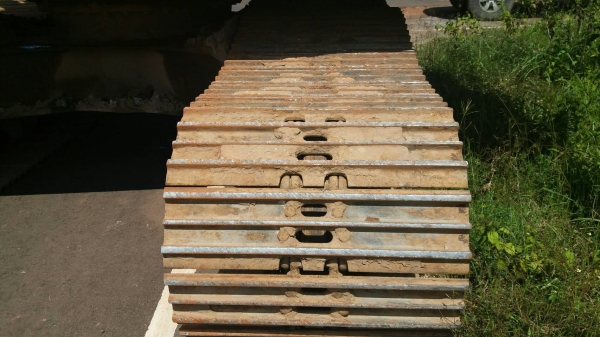 ขายด่วนแบคโฮ pc200-8n1