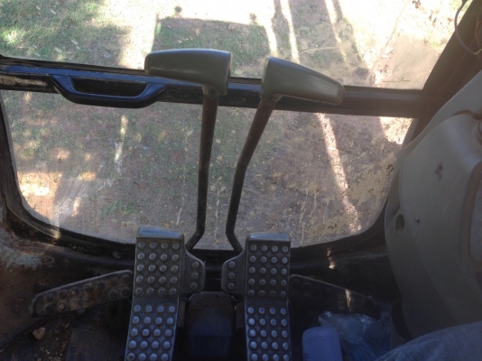 ขายรถแบคโฮ HITACHI EX200-5 แอร์ไฟฟ้าพร้อม เล่มทะเบียน สภาพสวย สนใจโทร 081-970-1072