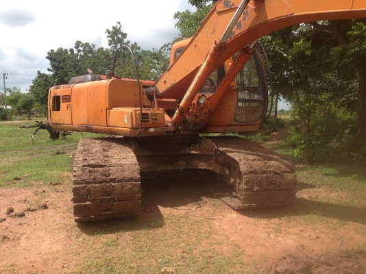 ขายรถแบคโฮ HITACHI EX200-5 แอร์ไฟฟ้าพร้อม เล่มทะเบียน สภาพสวย สนใจโทร 081-970-1072