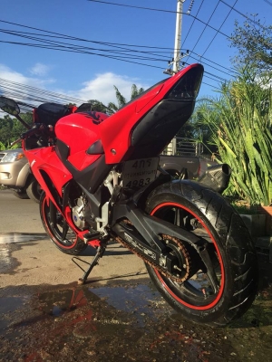 CBR 300 r สีแดง ปี 2559 รถสวยมาก หล่อเว่อร์ ราคาถูกๆ