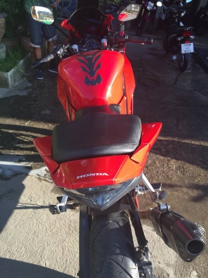 CBR 300 r สีแดง ปี 2559 รถสวยมาก หล่อเว่อร์ ราคาถูกๆ