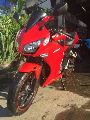CBR 300 r สีแดง ปี 2559 รถสวยมาก หล่อเว่อร์ ราคาถูกๆ CBR 300 r สีแดง ปี 2559 รถสวยมาก หล่อเว่อร์ ราคาถูกๆ