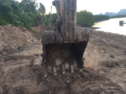 ขายรถแบคโฮ CATERPILLAR CAT0320DJPCM ทำงาน4931ชั่วโมง สวยๆเดิมๆสนใจโทร 081-970-1072