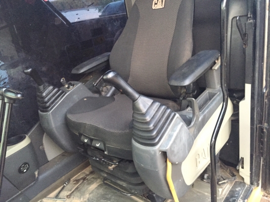 ขายรถแบคโฮ CATERPILLAR CAT0320DJPCM ทำงาน4931ชั่วโมง สวยๆเดิมๆสนใจโทร 081-970-1072