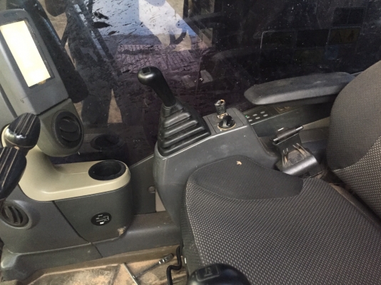 ขายรถแบคโฮ CATERPILLAR CAT0320DJPCM ทำงาน4931ชั่วโมง สวยๆเดิมๆสนใจโทร 081-970-1072