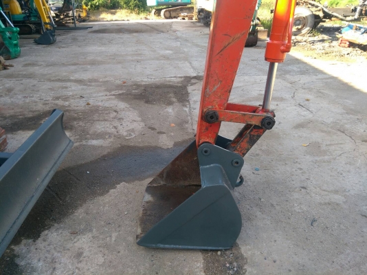 รถแบคโฮ IHI IS-30GX3 รถเก่านอกพึ่งนำเข้ามา ยังไม่เคยใช้งานในไทย เครื่องดี ปั๊มนิ้ว คอนโทลน้ำมัน คอนโทลสั้น เร็วแรงไม่โหลด ระบบไฟฟ้าสมบูรณ์ จอทำานได้ปกติ พร้อมใช้งาน มีเอกสารใบอินวอยซ์ มี VDO การทำงานให้ชม