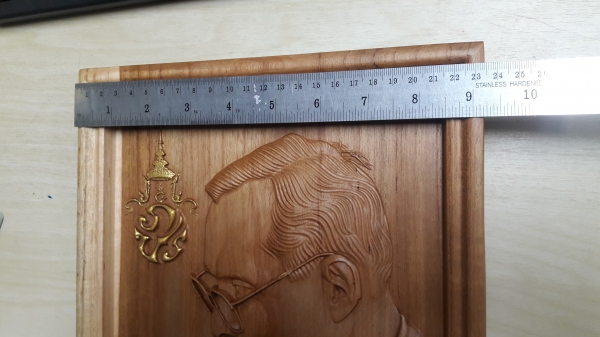 ไม้แกะสลัก ร.9 ไม้แกะสลัก ร.9