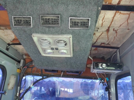 ขายด่วน แม็คโคร HITASHI EX120-1 สภาพสวยพร้อมใช้งาน เครื่องปั้มดีเยี่ยม โซ่ช่วงล่างสวย แอร์เย็น เอกสารใบแจ้งจำหน่าย สนใจโทรสอบถาม 093-0764943  088-3223272 K ตั้ม