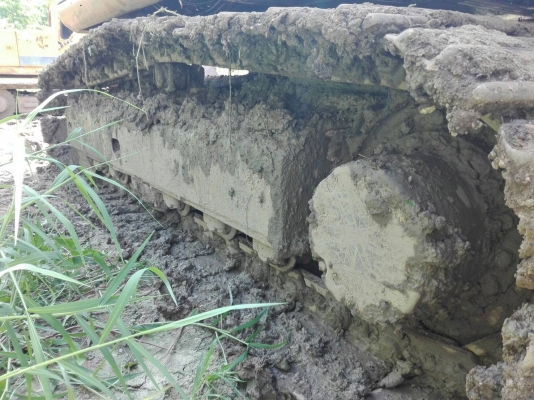 ขายด่วน แม็คโคร HITASHI EX120-1 สภาพสวยพร้อมใช้งาน เครื่องปั้มดีเยี่ยม โซ่ช่วงล่างสวย แอร์เย็น เอกสารใบแจ้งจำหน่าย สนใจโทรสอบถาม 093-0764943  088-3223272 K ตั้ม