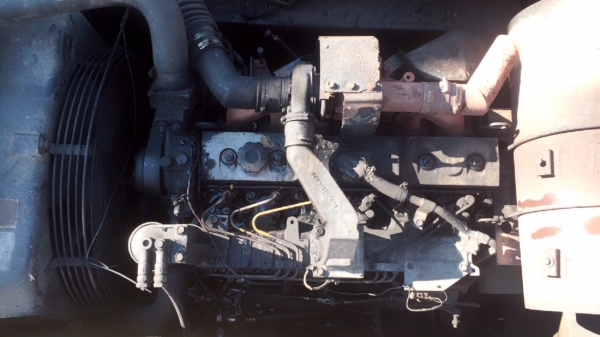 ขายรถแบคโฮ KOMATSU PC200-6 เครื่องเดิมแมเดืมเอกสารทะบียน