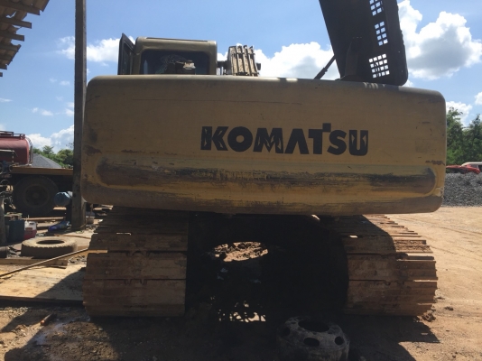 ขายรถแบคโฮ KOMATSU PC200-6 เครื่องเดิมแมเดืมเอกสารทะบียน