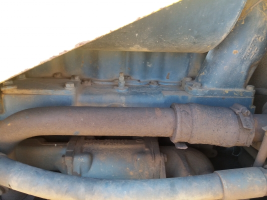 ขายแทรคเตอร์ตีนตะขาบcat d4e ตีนเป็ด ติดต่อ0622683801