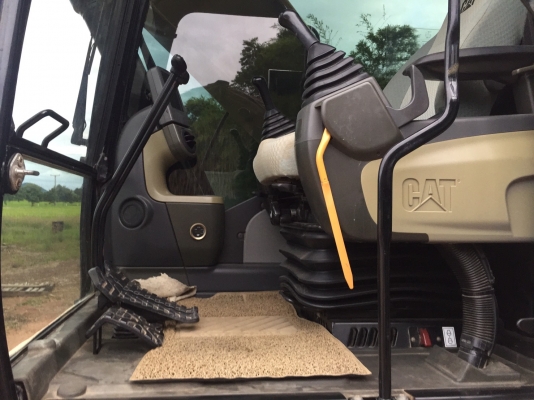 ขาย CATERPILLAR  320D ปี56 รถสวยๆ  เจ้าของขายเอง  ราคา  2,400,000  บาท