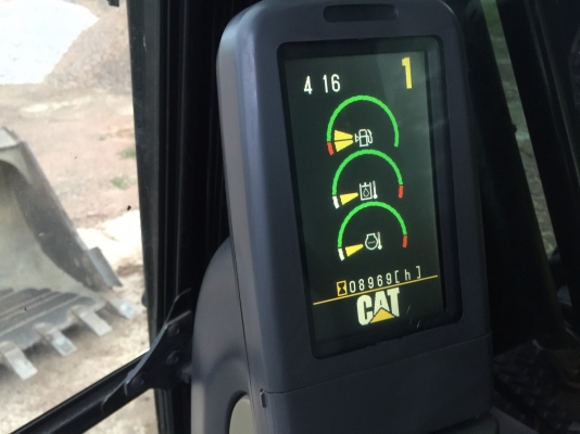 ขาย CATERPILLAR  320D ปี56 รถสวยๆ  เจ้าของขายเอง  ราคา  2,400,000  บาท