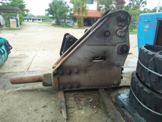 หัวกระแทกสำหรับรถขุด ขนาด 200 / สลัก 80 มิล เก่านอก ไม่มีถุงลม 150,000 บาท หัวกระแทกสำหรับรถขุด ขนาด 200 / สลัก 80 มิล เก่านอก ไม่มีถุงลม 150,000 บาท