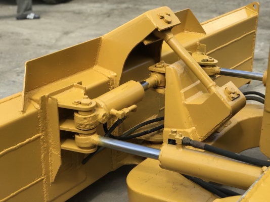 KOMATSU D2-6  - สไลด์ 6 ทิศทาง