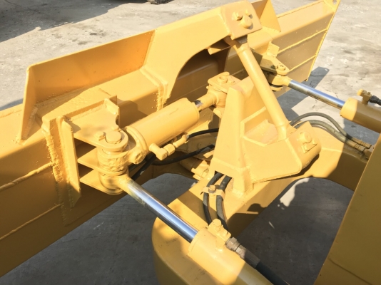 KOMATSU D2-6  - สไลด์ 6 ทิศทาง