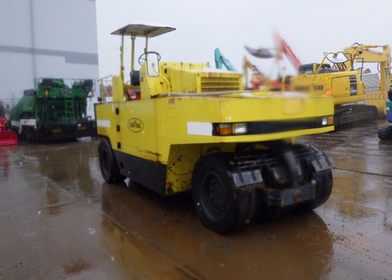 รถบด 7 ล้อยาง KANTO PW20WA เครื่อง ISUZU 6BG1 FROM JAPAN สนใจติดต่อ 063-9316985 ID LINE : 0639316985 ครับ