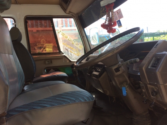 ขาย สิบล้อเทรนเลอร์ ไอ้หลง ( เครื่องเทอร์โบ อินเตอร์ 2เพลา 10สปีด ) ขึ้นแม็กโคร200สบาย