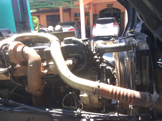 ขาย สิบล้อเทรนเลอร์ ไอ้หลง ( เครื่องเทอร์โบ อินเตอร์ 2เพลา 10สปีด ) ขึ้นแม็กโคร200สบาย