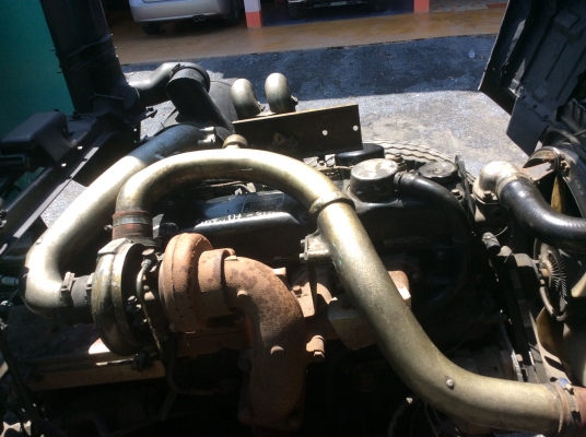 ขาย สิบล้อเทรนเลอร์ ไอ้หลง ( เครื่องเทอร์โบ อินเตอร์ 2เพลา 10สปีด ) ขึ้นแม็กโคร200สบาย