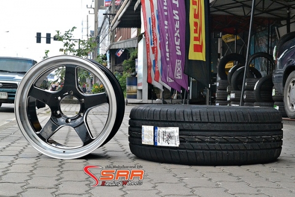 ล้อแม็กซ์ WELD RTS ขอบ18 + ยางFALKEN 265/60R18 ชุดละ 27,500 บาท