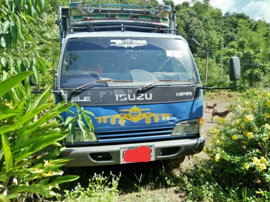 ขาย รถบรรทุก Isuzu6ล้อ 130 แรง จดปี60 ตามสภาพ ใช้งานปกติ เครื่องดี คัชซีสวย
