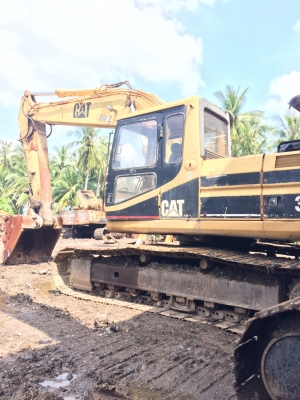 ขาย Cat320L V2 7,xxx ชม เคนท่องปั๊มดีเอวแน่น ช่วงล่างเต็ม เล่มทะเบียน