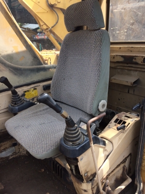 ขาย Cat320L V2 7,xxx ชม เคนท่องปั๊มดีเอวแน่น ช่วงล่างเต็ม เล่มทะเบียน