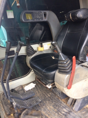 ขาย sk200-5 mark V ธรรมดา บูมยาว เครื่องปั๊มดี เอวมีนิดๆ ลองที่ลาดหลุมแก้ว