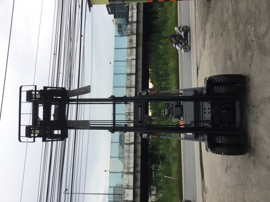 ขาย โฟลคลิฟท์ โคมะสุ ขีด 14 ดีเซล 3 ตัน ขาย โฟลคลิฟท์ โคมะสุ ขีด 14 ดีเซล 3 ตัน