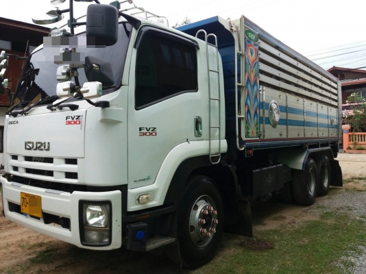 ขาย อีซุซุ 10 ล้อดั้ม แม่เดี่ยว  300 แรง ปี 5