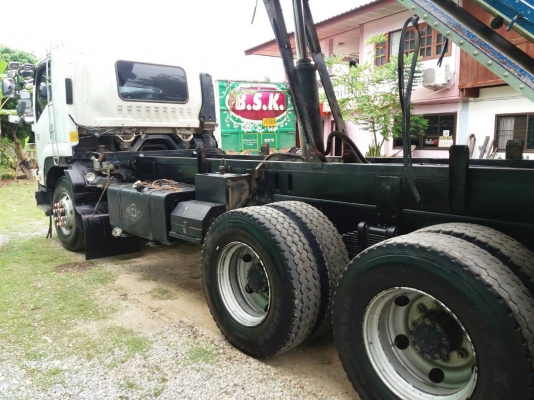 ขาย อีซุซุ 10 ล้อดั้ม แม่เดี่ยว  300 แรง ปี 5