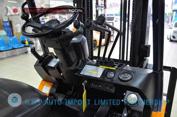 ขายรถโฟล์คลิฟท์มือสอง TOYOTA รุ่น 7FG25-16316 นำเข้าจากประเทศญี่ปุ่น 100\% ไม่เคยใช้งานในไทย