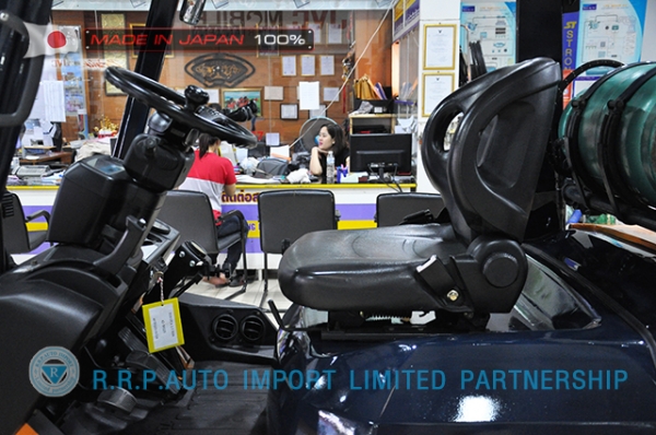 ขายรถโฟล์คลิฟท์มือสอง TOYOTA รุ่น 7FG25-16316 นำเข้าจากประเทศญี่ปุ่น 100\% ไม่เคยใช้งานในไทย