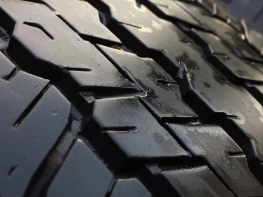 ยาง Dunlop 265 65 17 ปี16 ดอกเต็ม เนื้อนิ่มๆ ใช้ยาว ราคาไม่แพง