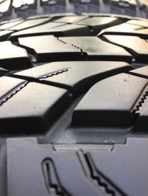 ยาง All Yokohama 265 65 17 กลางปี16 ดอกเต็ม ไม่มีปะ เนื้อนิ่มๆ ใช้ยาว จำนวน2เส้น ราคาไม่แพง ยาง All Yokohama 265 65 17 กลางปี16 ดอกเต็ม ไม่มีปะ เนื้อนิ่มๆ ใช้ยาว จำนวน2เส้น ราคาไม่แพง